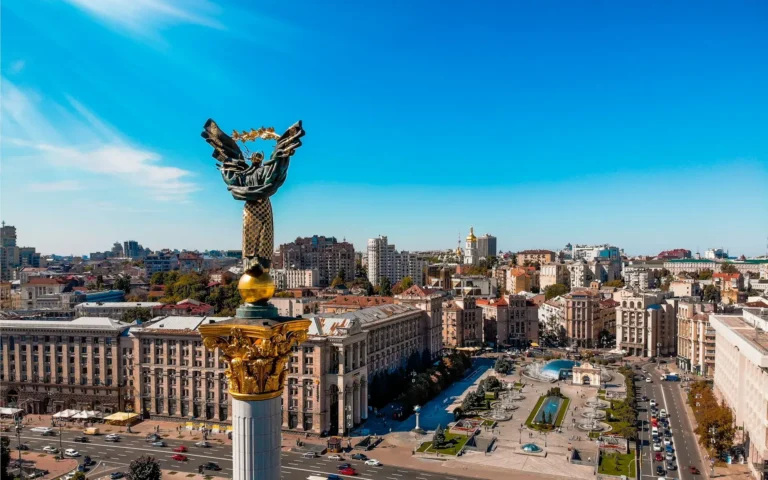 Kyiv_Stock_image_on_Maidan